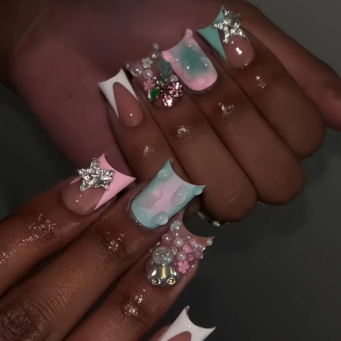 24pcs Nude Pink Sweet Fake Nails Short Duckbill Leopard Print French False Nails With 3D Bowknots Butterfly Cherry Press On Nail